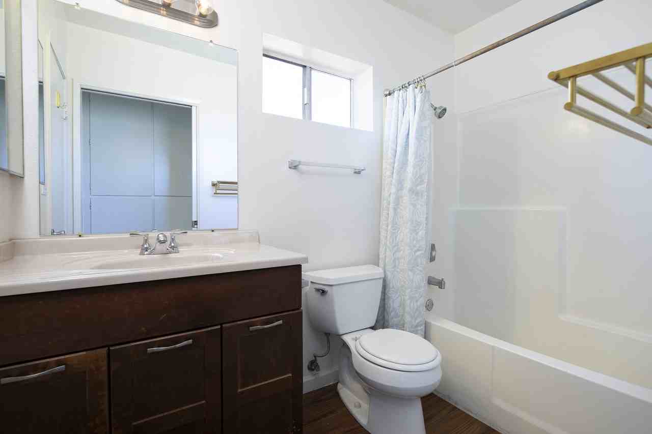 2112-2114 Thomas Ave Unit 1 - Photo 6 of 13
