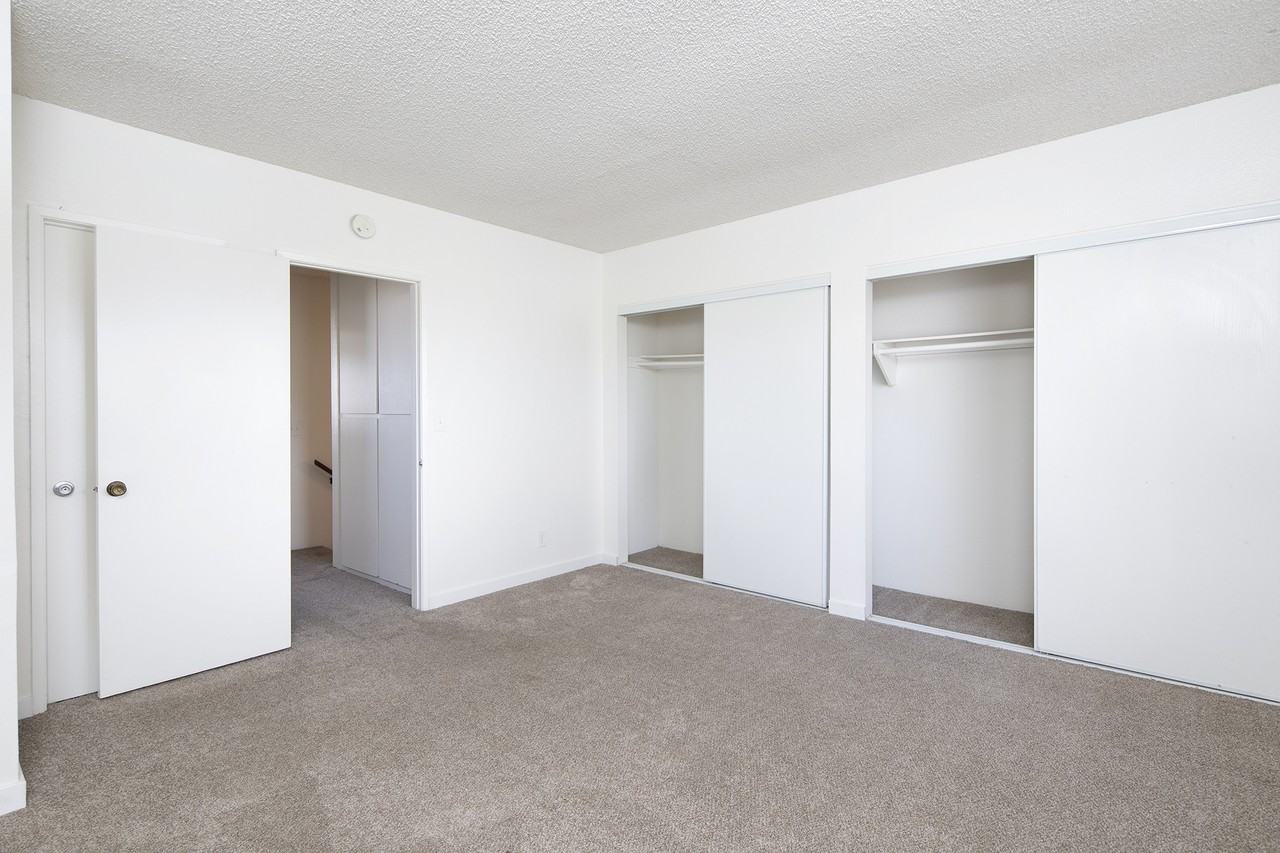 2112-2114 Thomas Ave Unit 1 - Photo 7 of 13