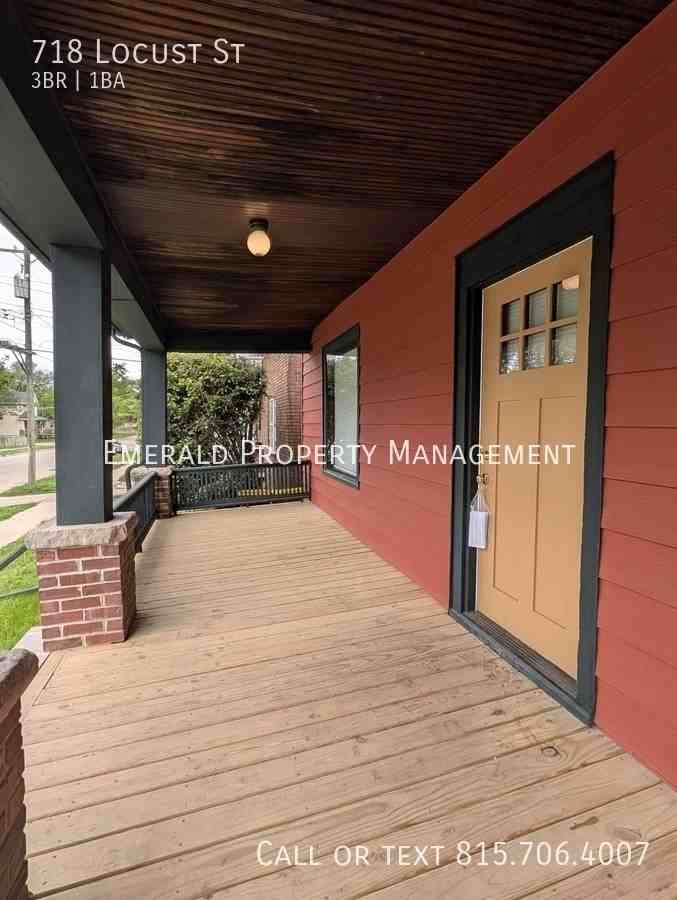 718 Locust St - Photo 2 of 18