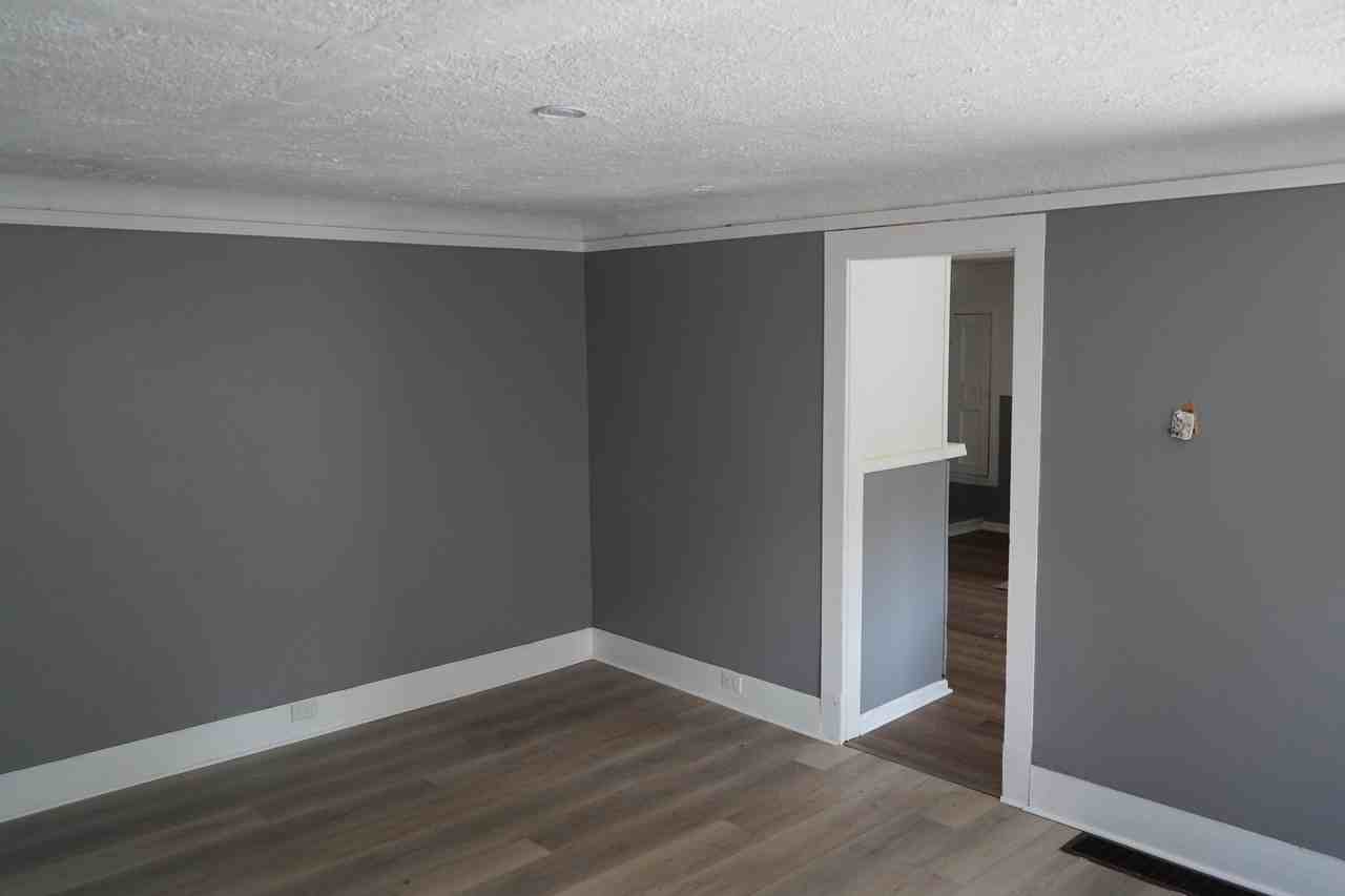 3405 Tate Ave - Photo 6 of 10