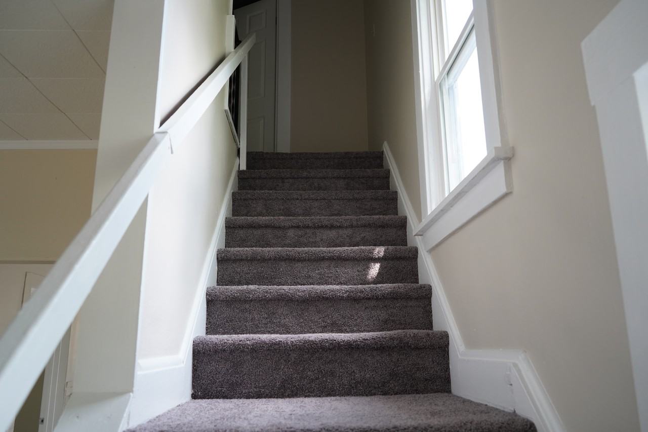 4301 W 47th St - Photo 3 of 11
