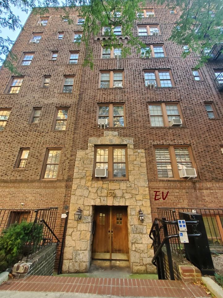 150 Remsen St #EV66 - Photo 2 of 5