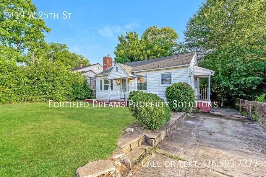 319 W 25th St - Photo 2 of 15