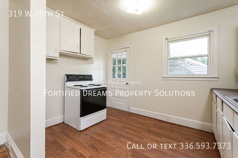 319 W 25th St - Photo 6 of 15