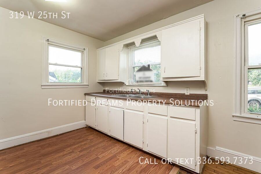 319 W 25th St - Photo 7 of 15