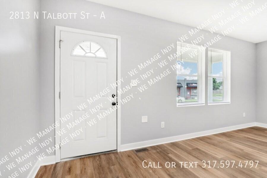 2813 N Talbott St #A - Photo 4 of 37