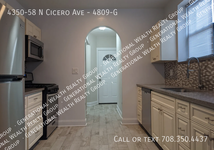 4350 N Cicero Ave #4809G - Photo 2 of 10