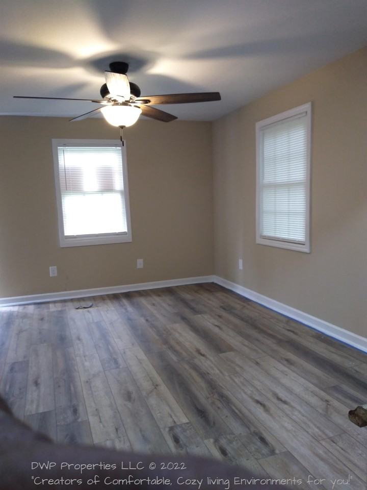 1804 Larkin St #A - Photo 4 of 16