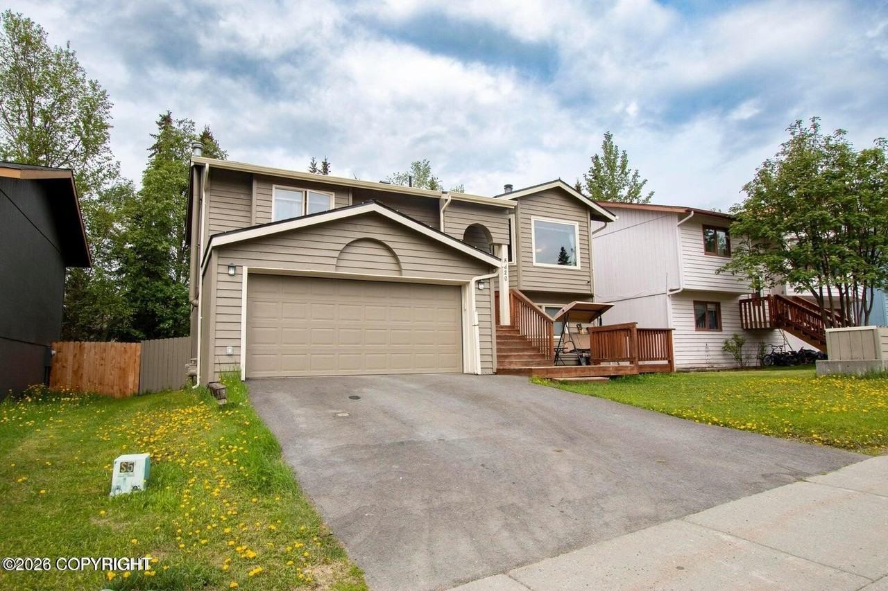 8820 Kak Island St - Photo 2 of 21