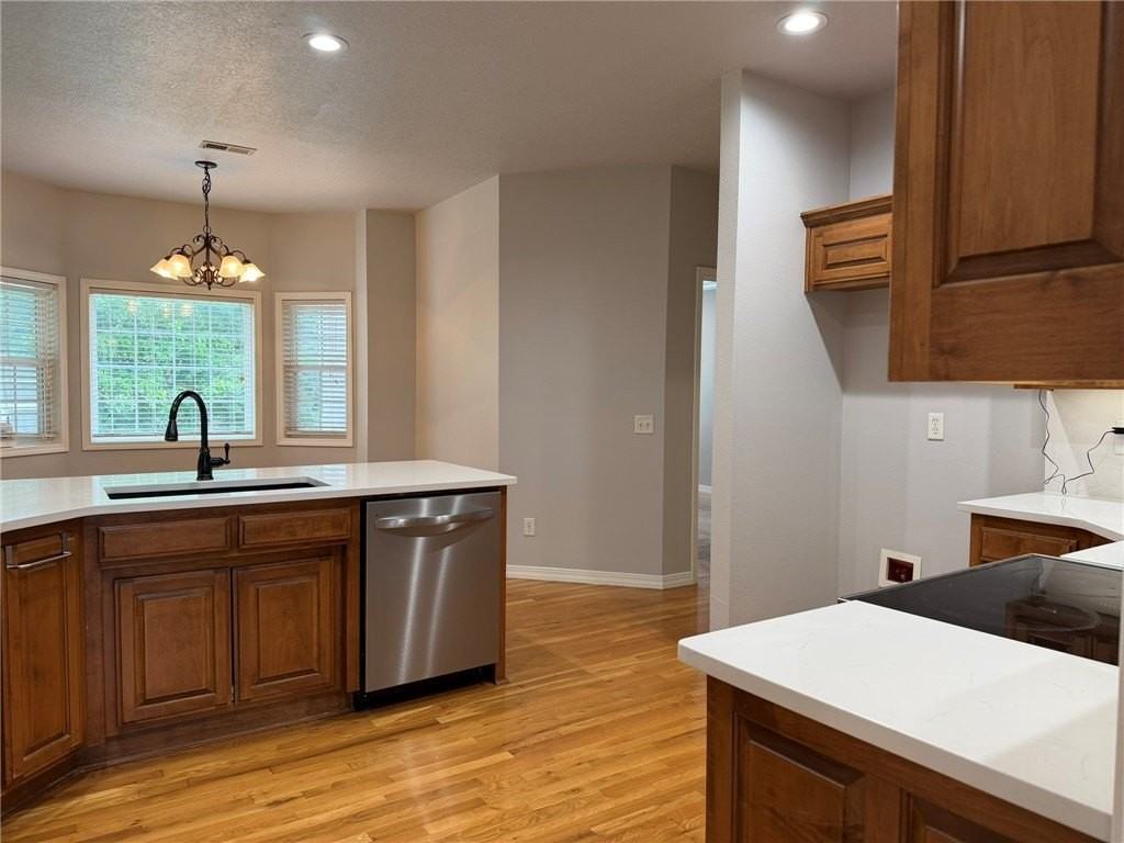 1 Elder Ln - Photo 6 of 35