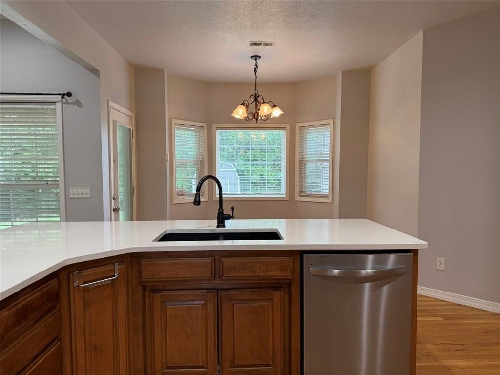 1 Elder Ln - Photo 7 of 35