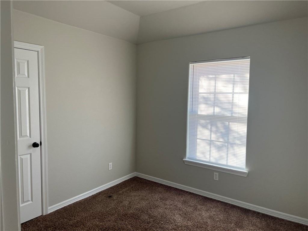 1107 E Ken Leach - Photo 6 of 16