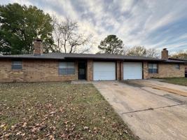 featured image of 1702 Kimbrough St #A