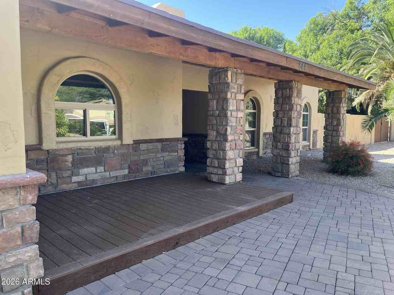 644 E Barbarita Ave - Photo 3 of 45
