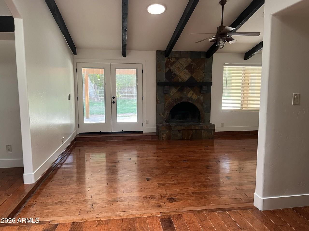 644 E Barbarita Ave - Photo 4 of 45