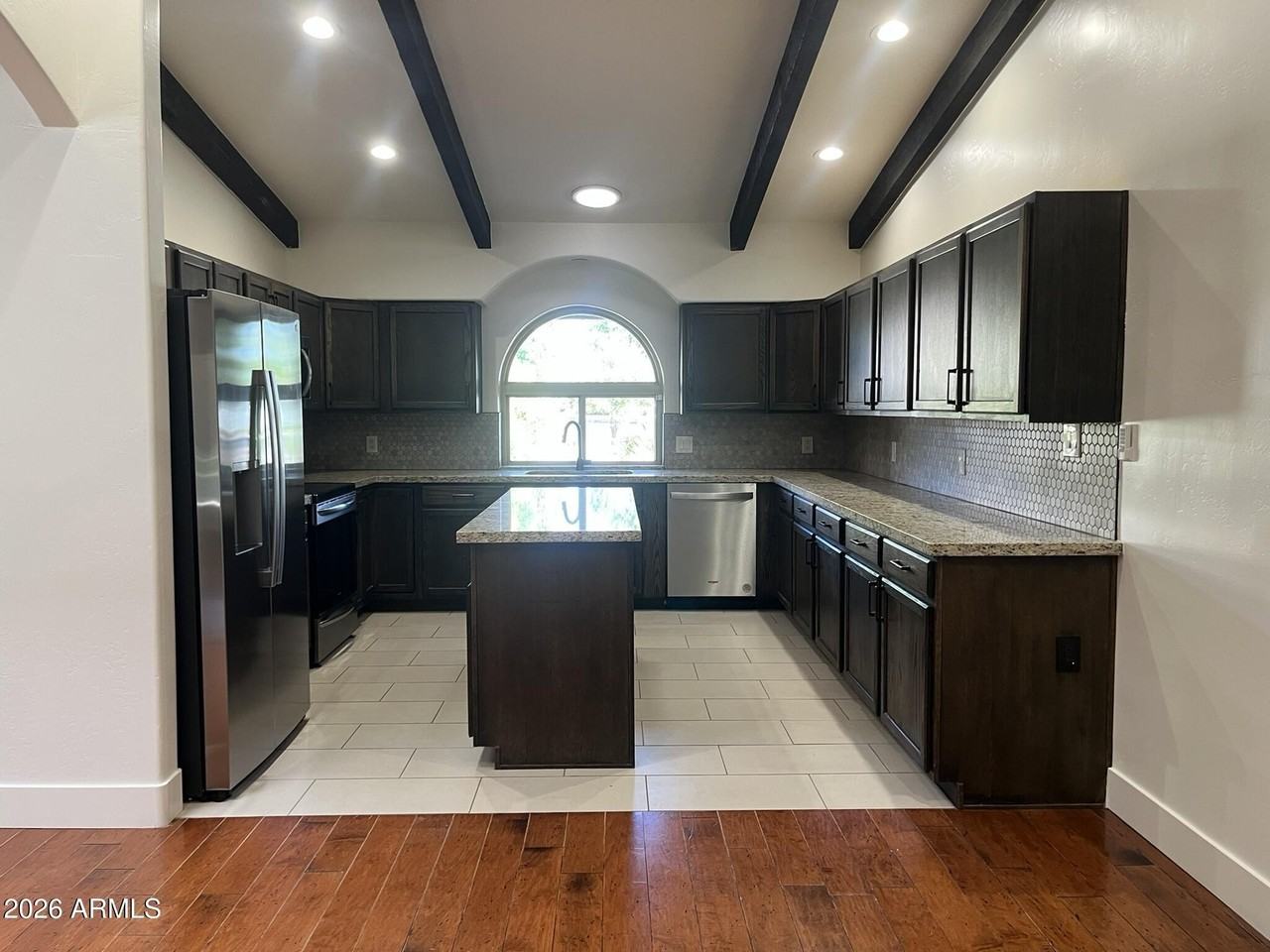 644 E Barbarita Ave - Photo 6 of 45