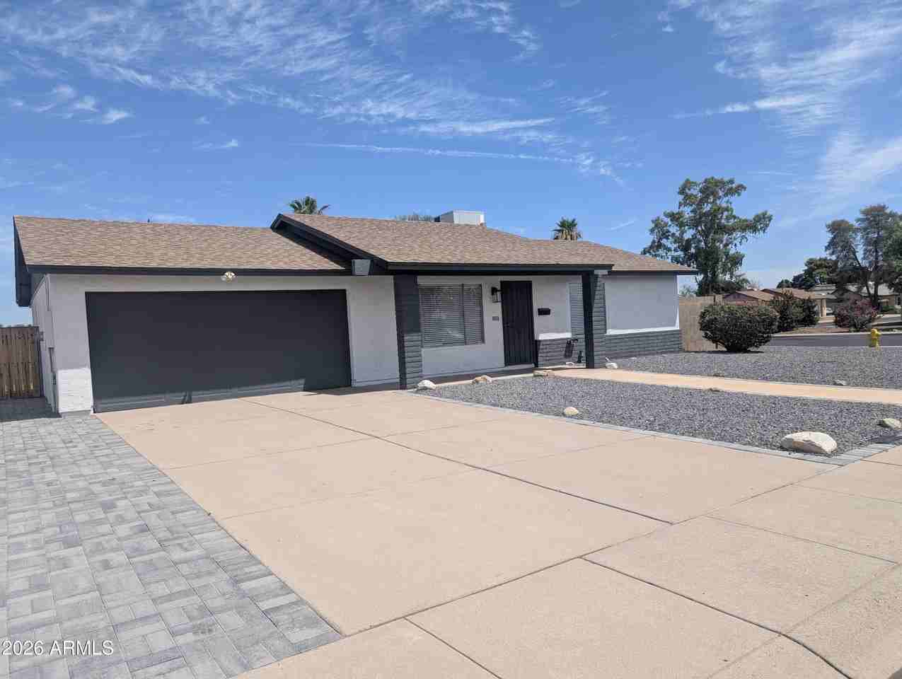 1222 W Auburn Dr - Photo 3 of 28