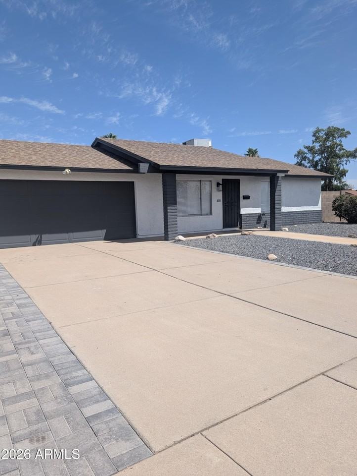1222 W Auburn Dr - Photo 5 of 28
