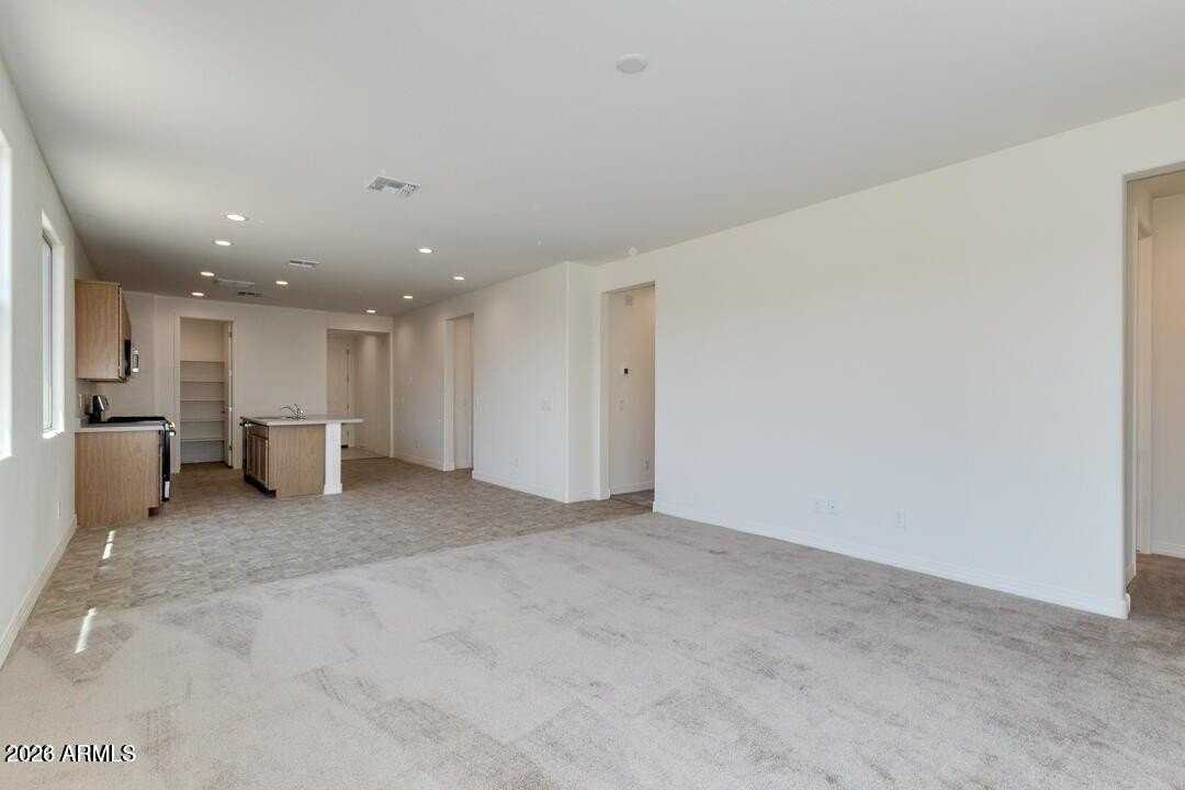 1674 N Hester Trl - Photo 2 of 11