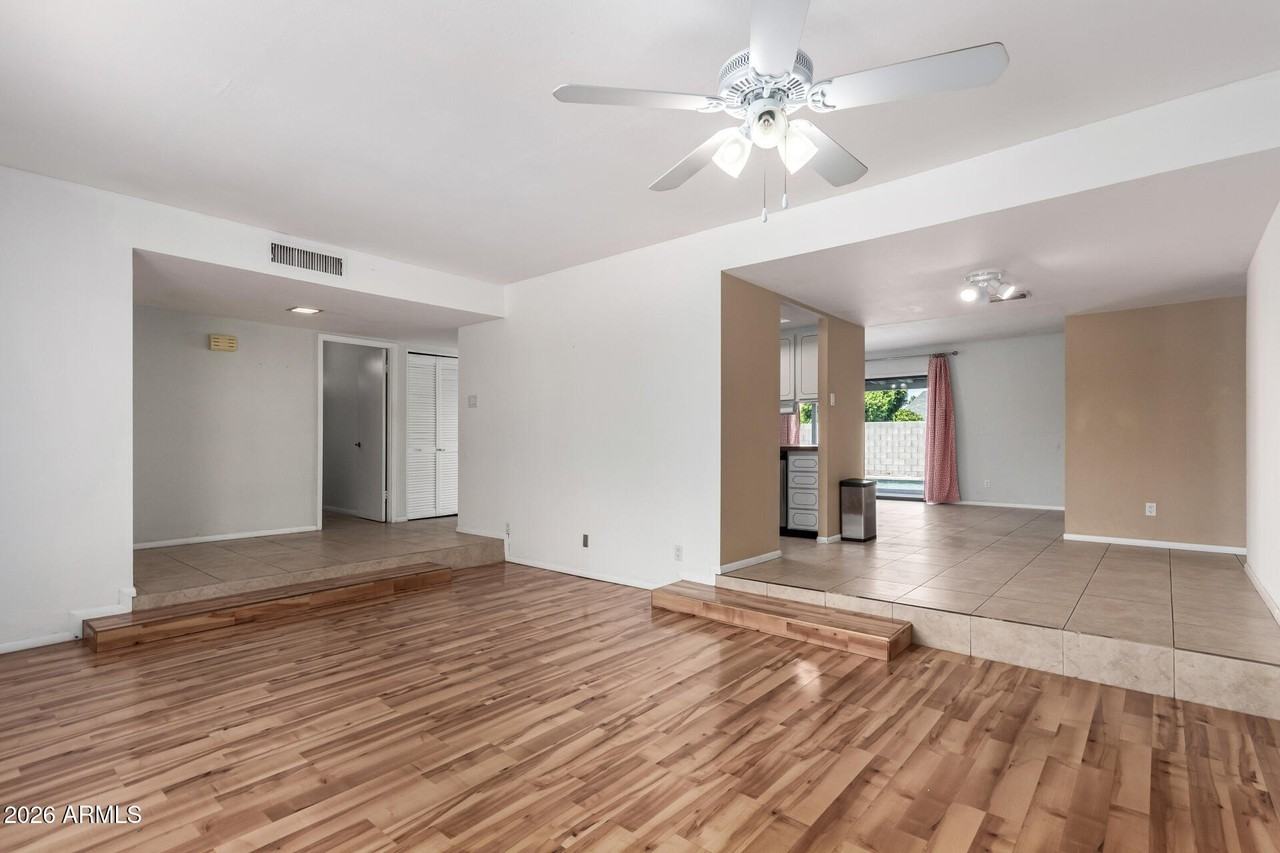 4404 S Mcallister Ave - Photo 7 of 31