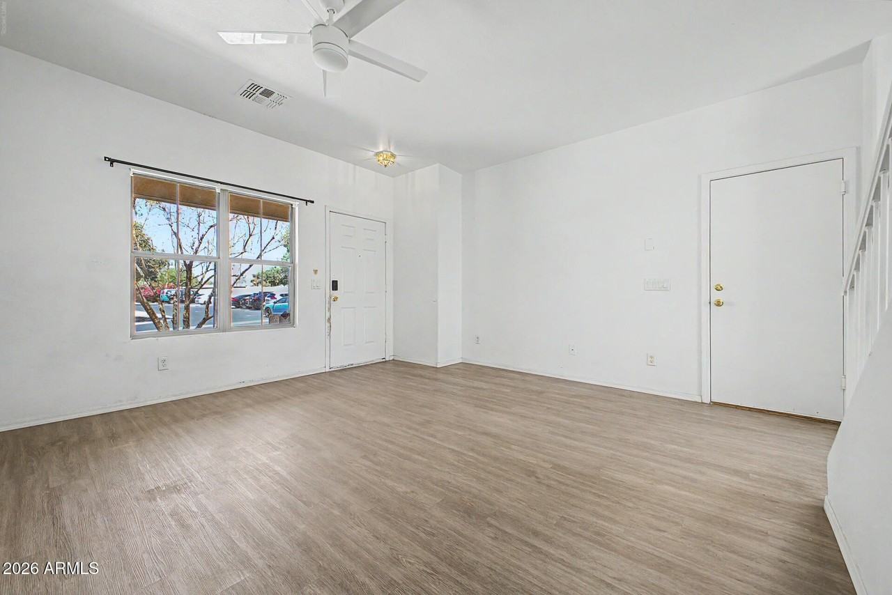 1886 E Don Carlos Ave #173 - Photo 5 of 47