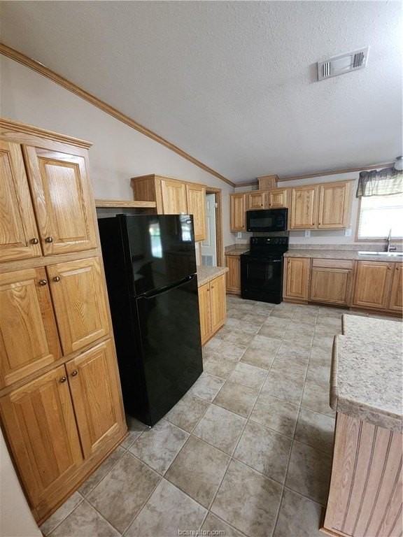 3738 Smetana Rd - Photo 6 of 29