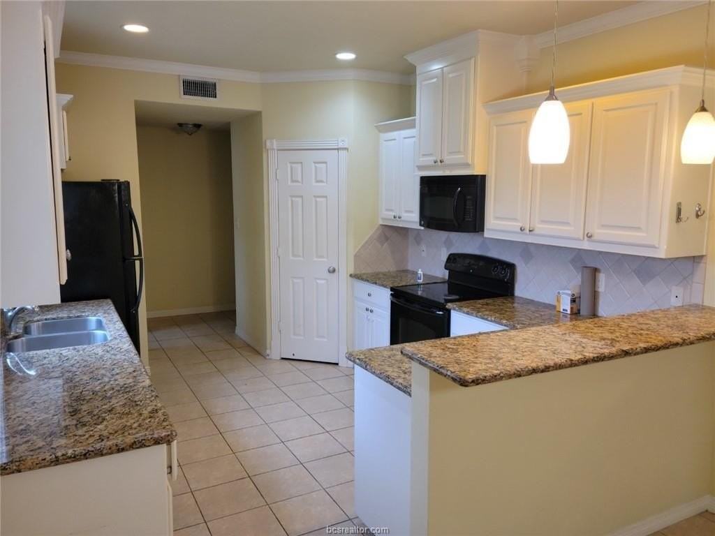 2821 Horseback Dr - Photo 5 of 12