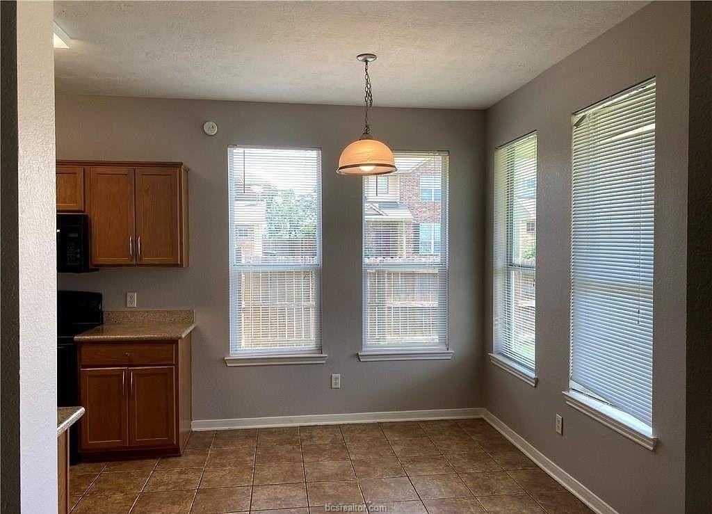 4110 Mclister Dr - Photo 2 of 10