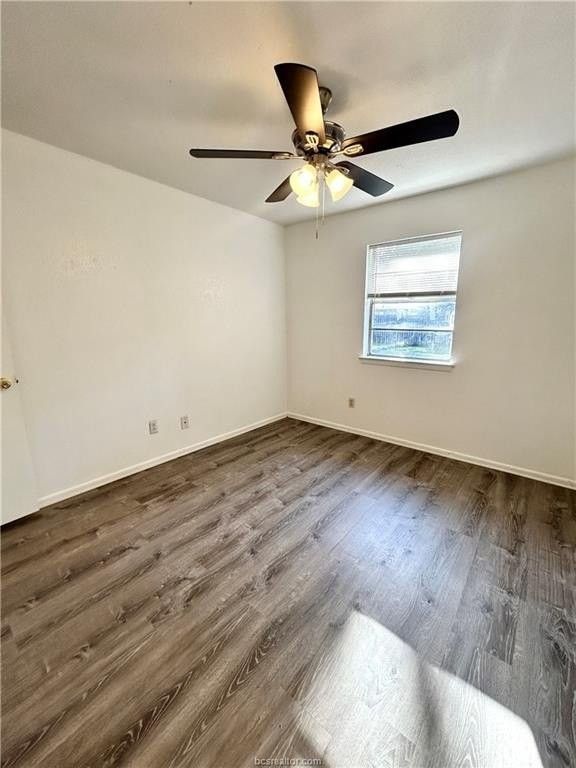 1611 Cloverdale Ct - Photo 6 of 9