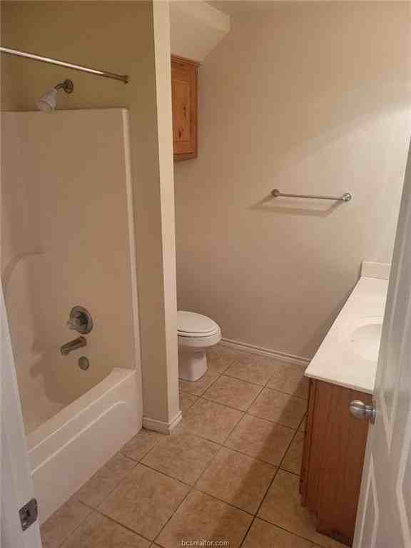 2317 Cornell Dr - Photo 5 of 10