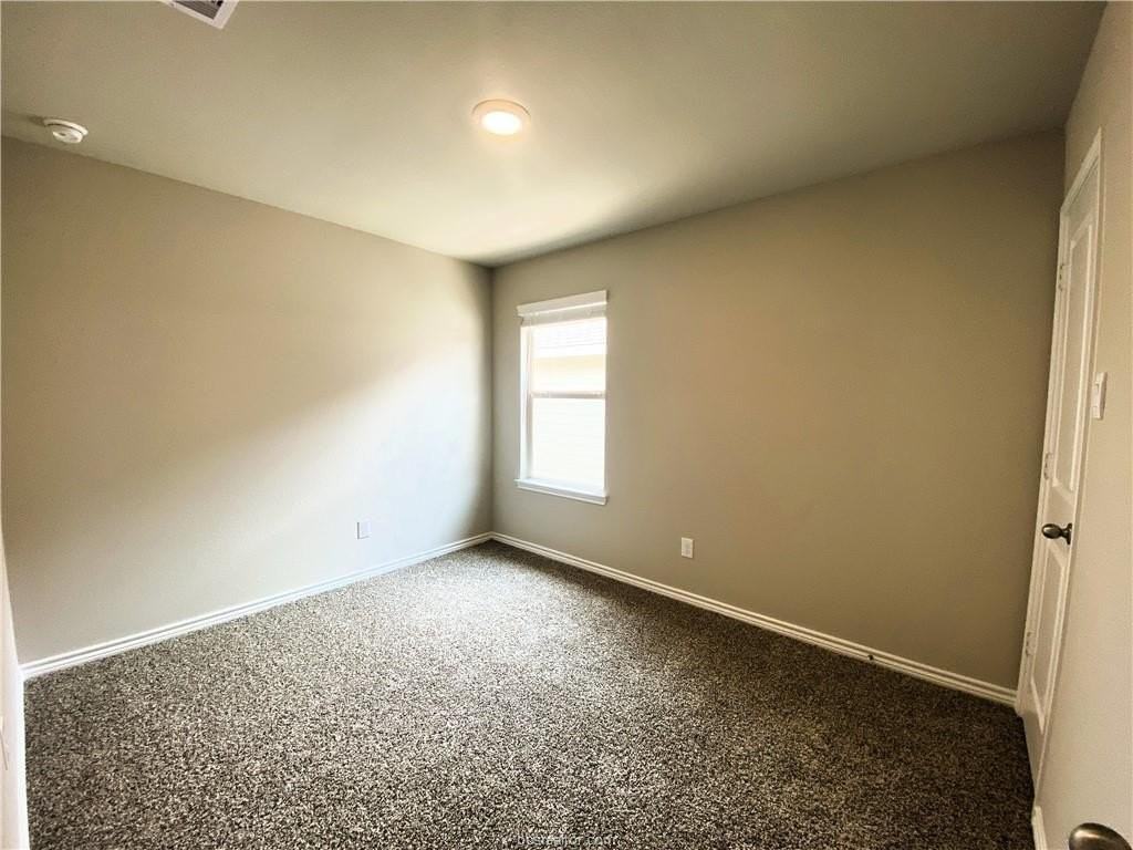 1112 Verona Dr - Photo 7 of 20
