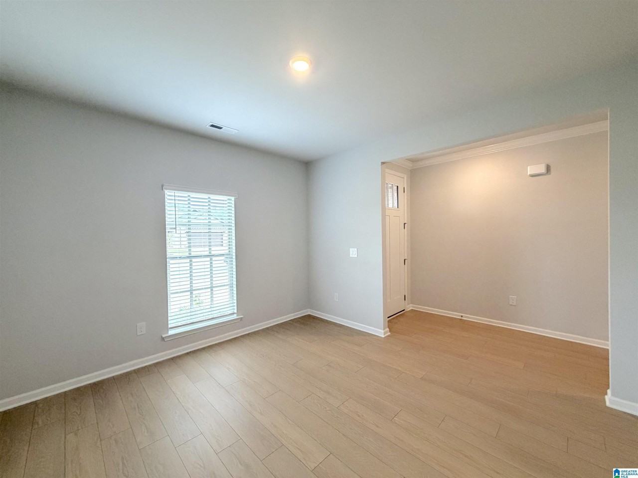 204 Stockyard Cir - Photo 4 of 29