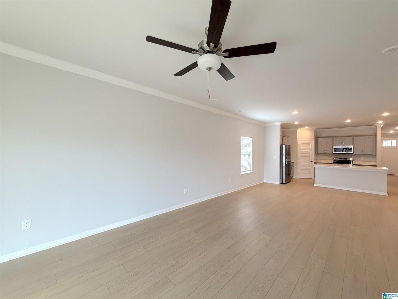 204 Stockyard Cir - Photo 7 of 29