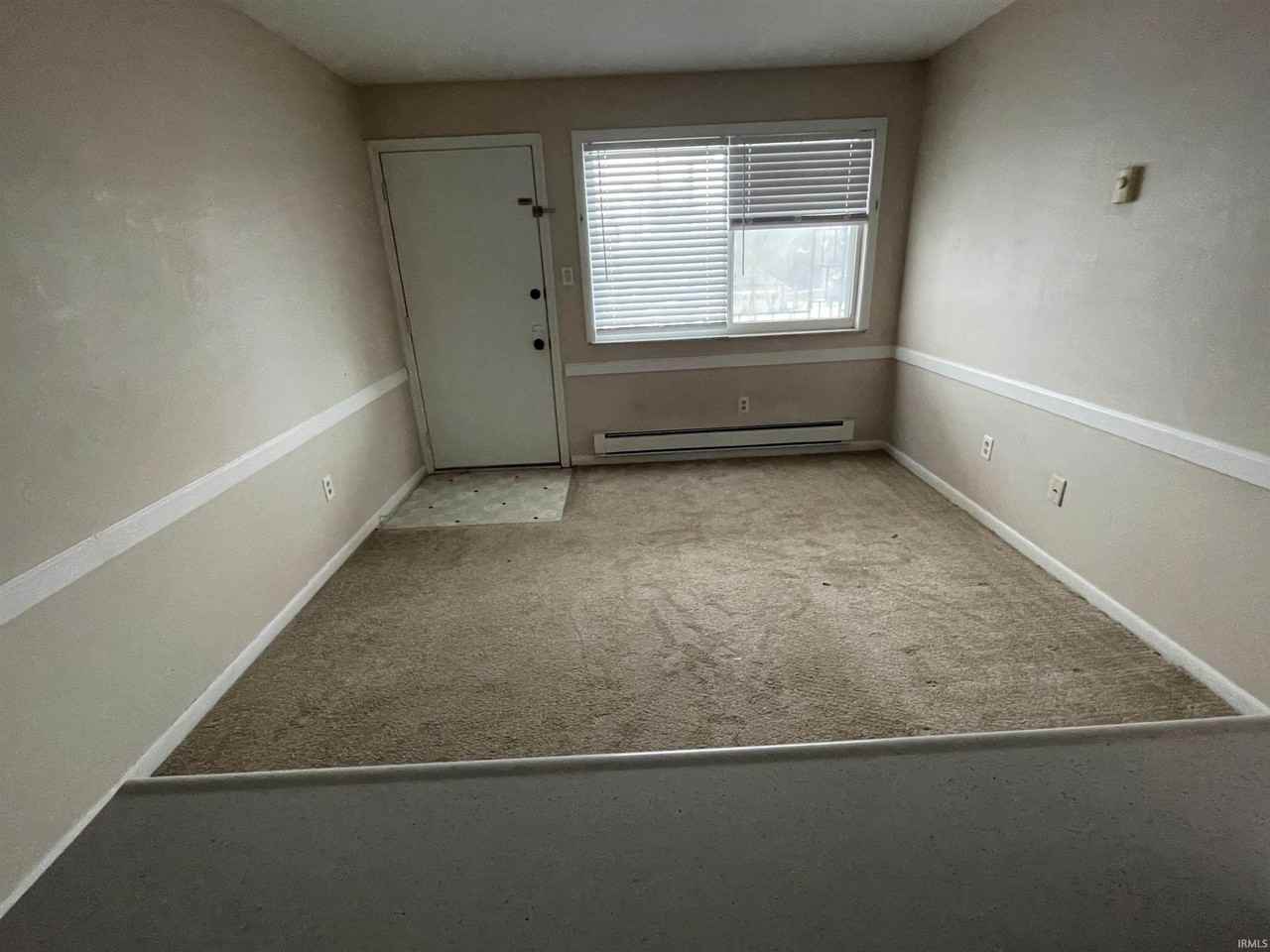 1005 N Rogers St #B16 - Photo 3 of 11