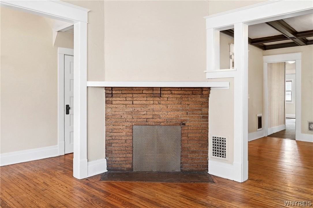 76 Vernon Pl - Photo 4 of 14