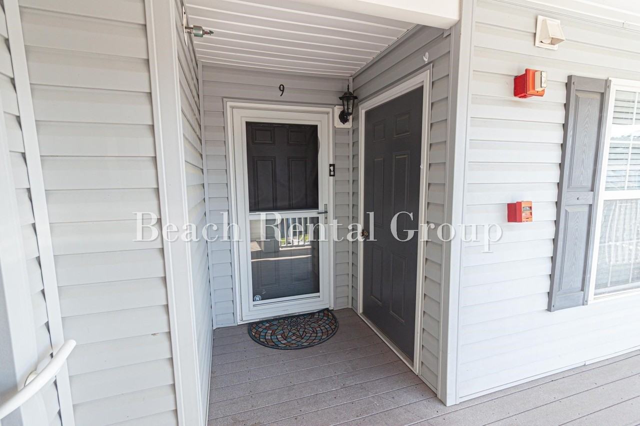 4850 Meadowsweet Dr #1709 - Photo 2 of 24