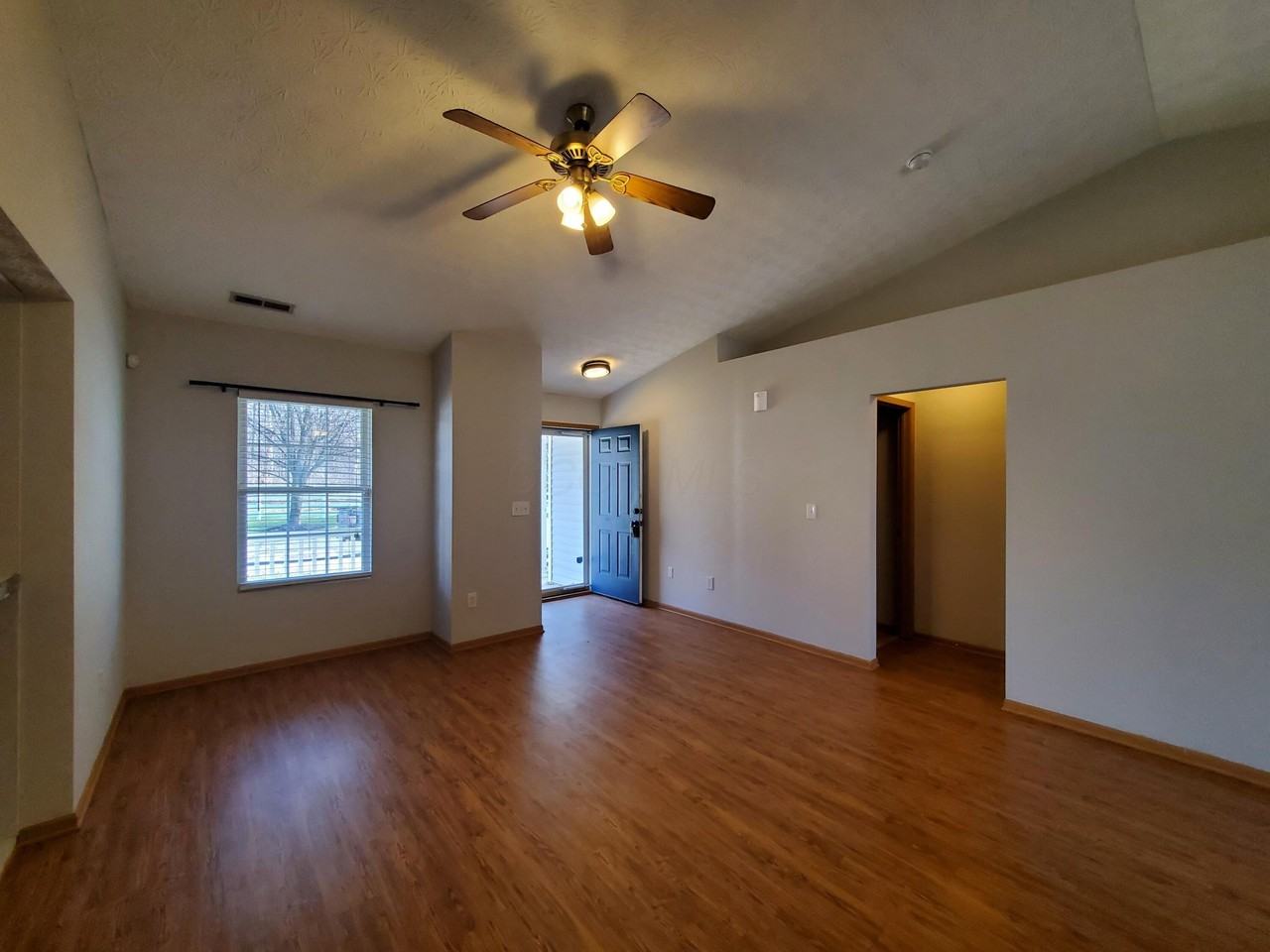 1803 Canopy Ln - Photo 3 of 41