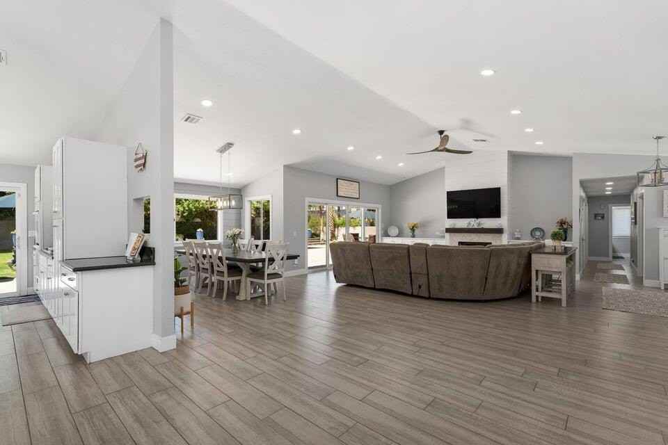 39369 Regency Way - Photo 5 of 33