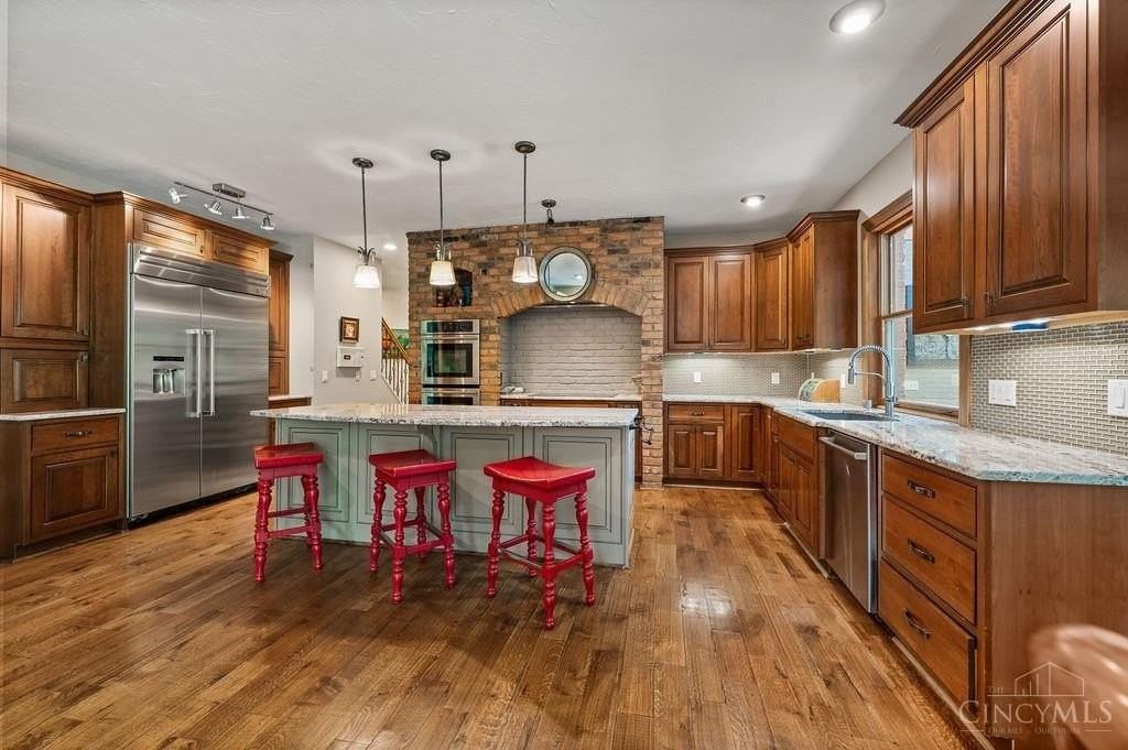 7883 Chestershire Dr - Photo 2 of 48