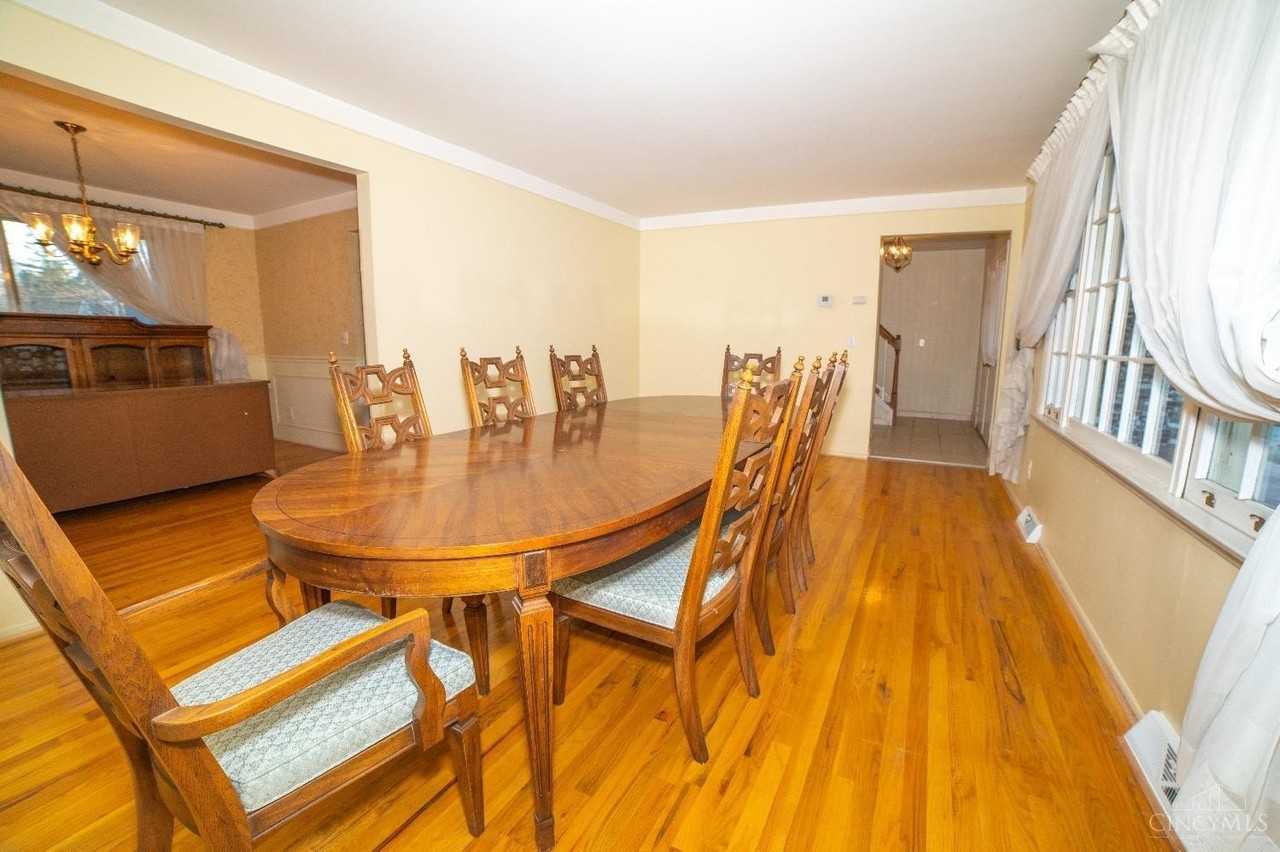 10159 Crosier Ln - Photo 7 of 31