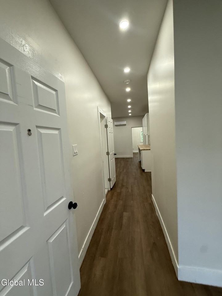 132 4th Ave #2 - Photo 5 of 9