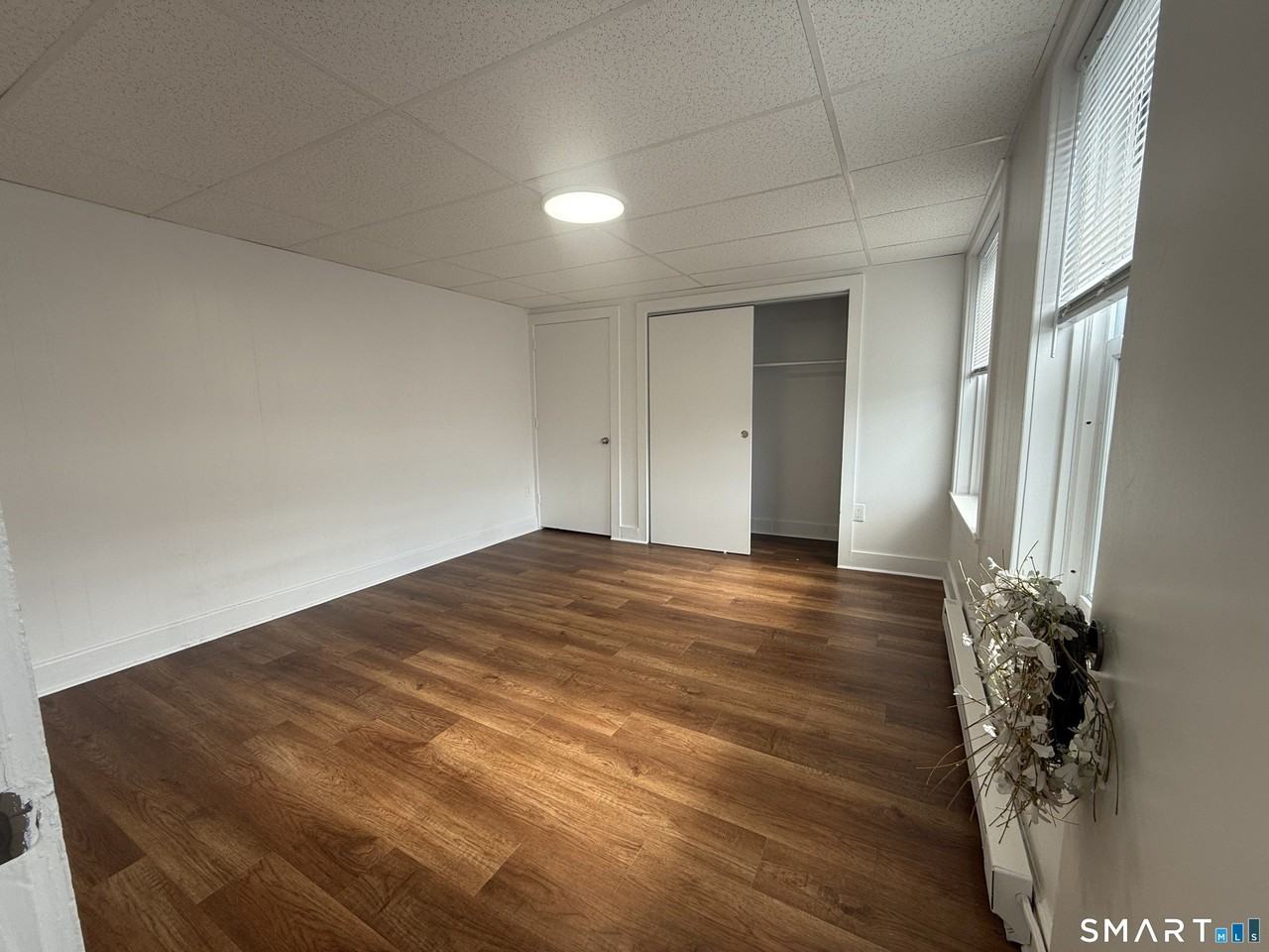 156 Garfield Ave - Photo 5 of 12