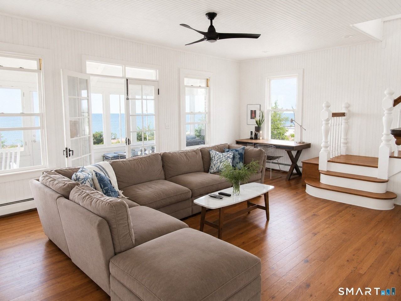 48 Beach Ave - Photo 7 of 19