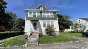 182 182 Beechwood Avenue - Photo 1 of 1