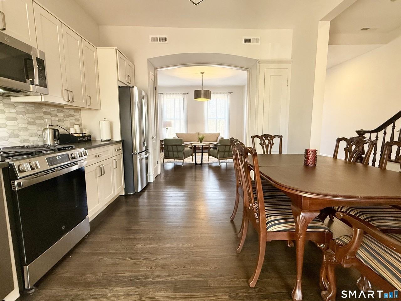 30 Trumbull St - Photo 2 of 20