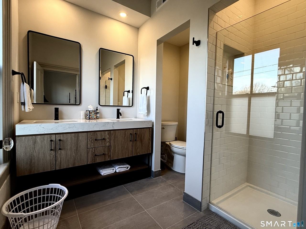 30 Trumbull St - Photo 7 of 20
