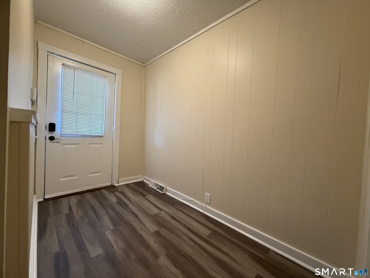 3741 Jackson Ave - Photo 2 of 12