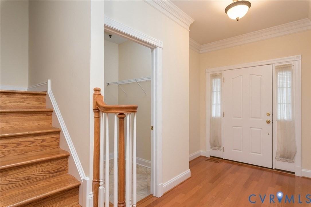 11412 Pinedale Dr - Photo 5 of 46