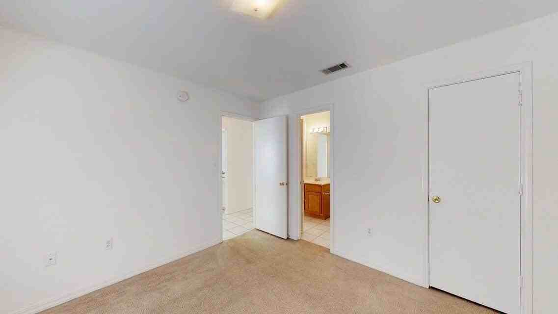 1859 Norwood Ct #5 - Photo 7 of 19