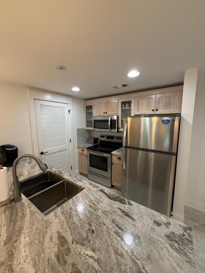 9100 Baytowne Wharf Blvd #459 - Photo 7 of 36